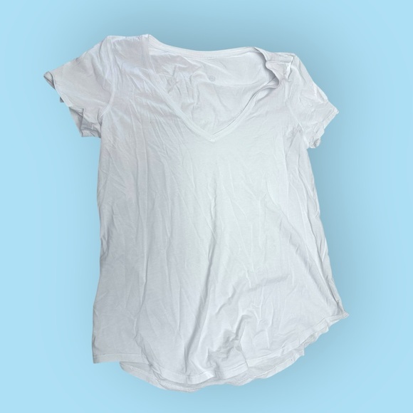 Women’s 6 Lululemon Love Tee Short Sleeve V-Neck T-Shirt White Ocean Air - Picture 2 of 7